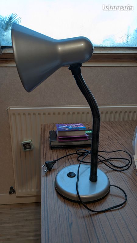 Lampe de bureau (image 2)