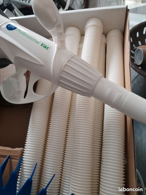 Aspirateur automatique piscine neuf (image 3)