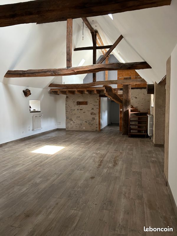 Maison 4 pièces 147 m² · à Ombrée d'Anjou · 147 m² · 168 000 €
