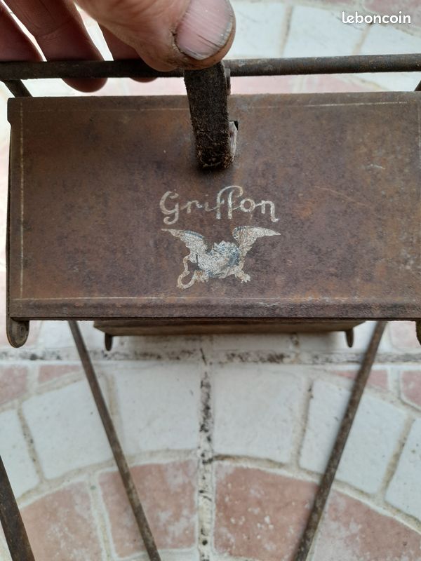 PORTE BAGAGE DE Vélo Ancien 1900 A Sangle En Cuir Et Catadioptre Ancien