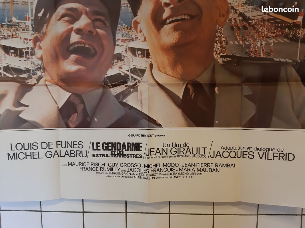Affiche Film Le Gendarme De St Tropez - 57 X 80 Cm, Neuf, Reproduction Qualité Affiche Vintage