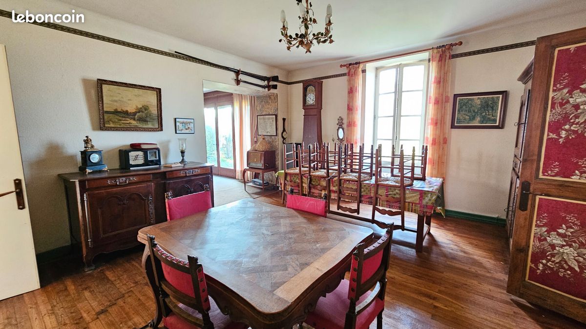 Maison 10 pièces 300 m² - Coulon 79510 (image principale 6)