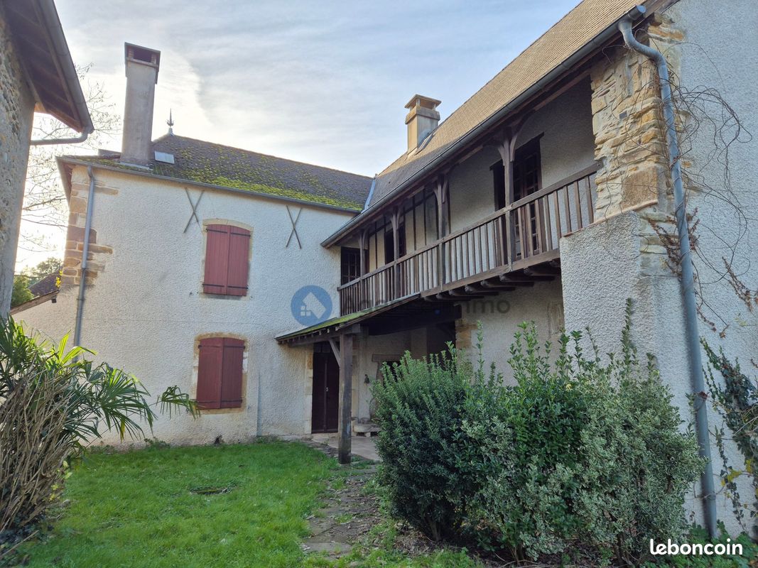 Maison 5 pièces 153 m² · à Lay-Lamidou · 153 m² · 220 000 €