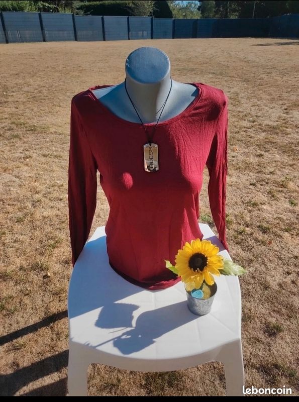 Tee shirt (image 2)