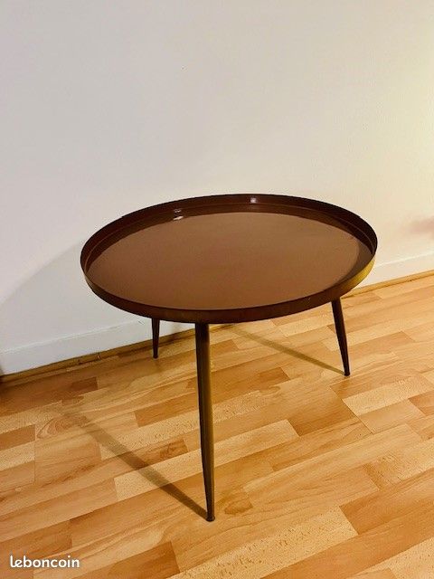 Tables gigognes en métal beige rosé et doré (image 3)