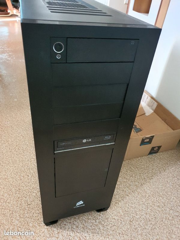 Boitier Corsair 800D (image 1)
