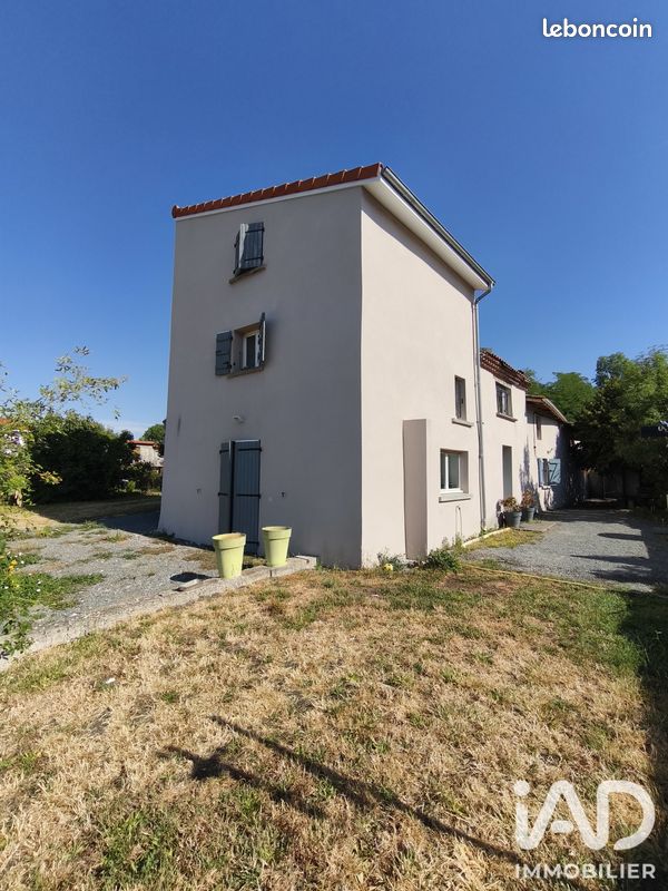 Maison 5 pièces 114 m² · à Lussat · 114 m² · 214 000 €