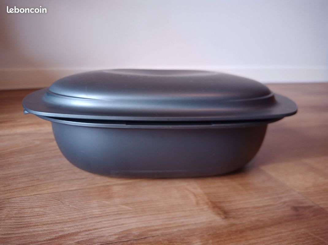 COCOTTE ULTRA PRO TUPPERWARE 2,5 LITRES sans couvercle