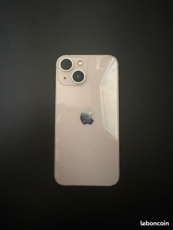 IPhone 13 (image 1)