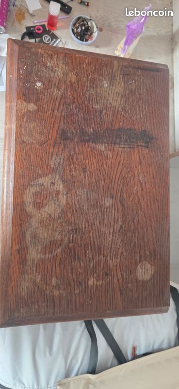 Petit meuble ancien en bois (image 2)