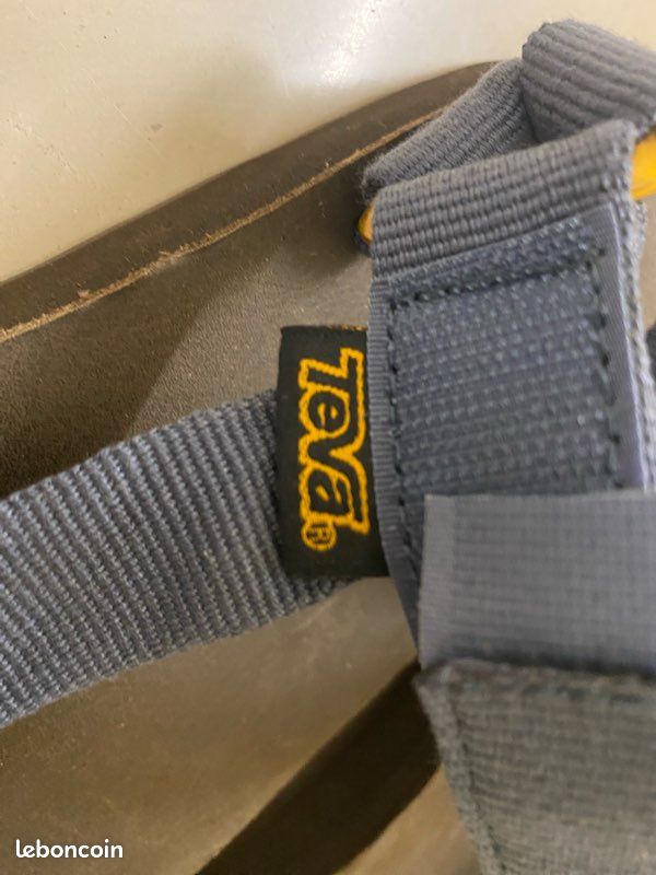 Sandales pour hommes, marque TEVA. Nouveau (image 8)