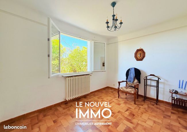 Maison 6 pièces 111 m² — 12