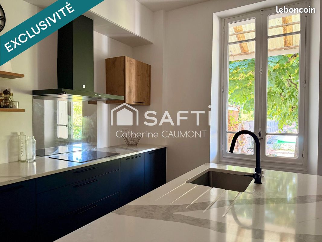 Maison 6 pièces 199 m² · à Castres · 199 m² · 470 000 €
