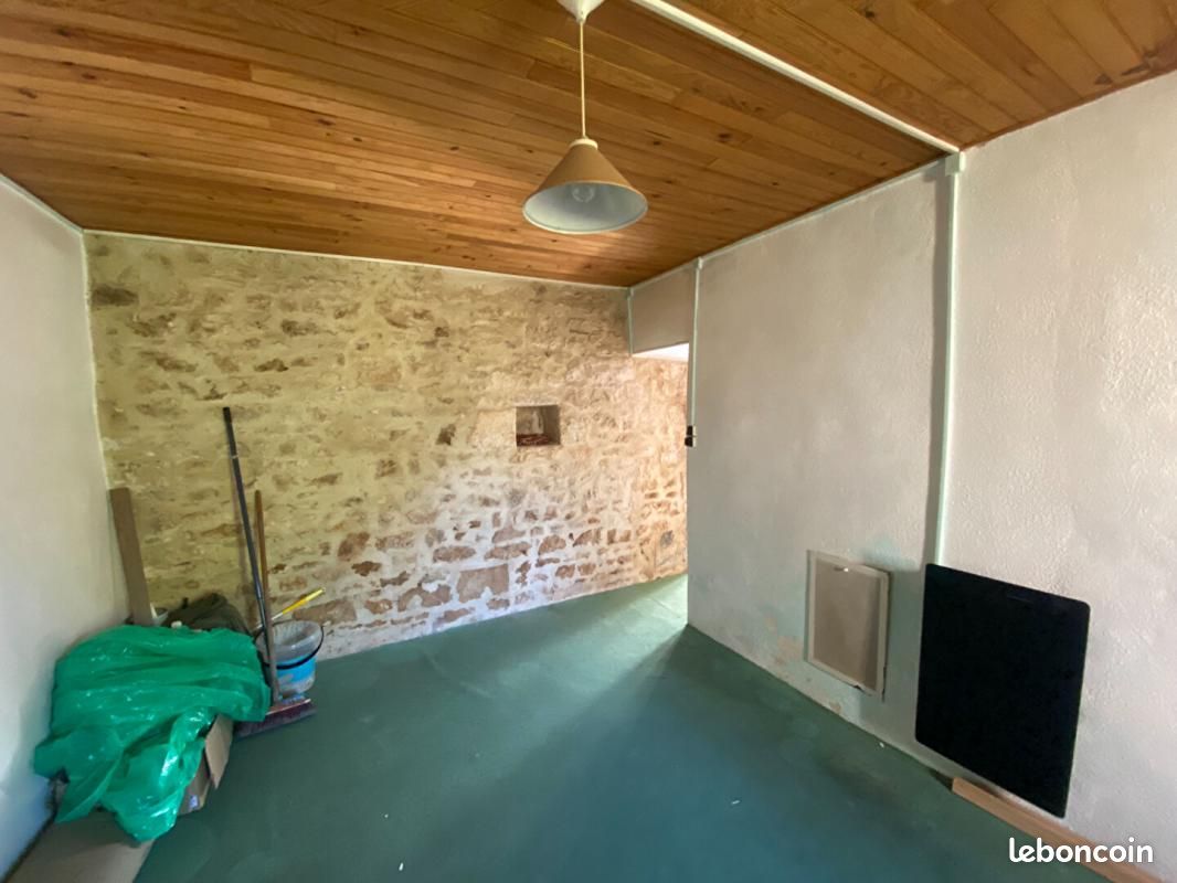 Maison de village 3 pièces 80 m² - Poursac 16700 (image principale 2)