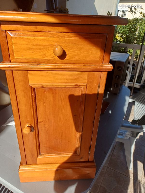 Petit meuble (image 1)