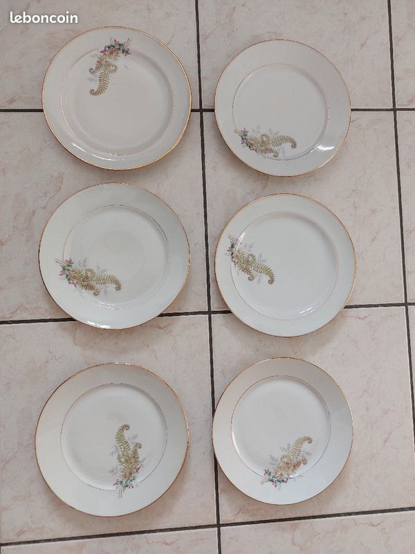 Lot 6 assiettes dessert (image 1)