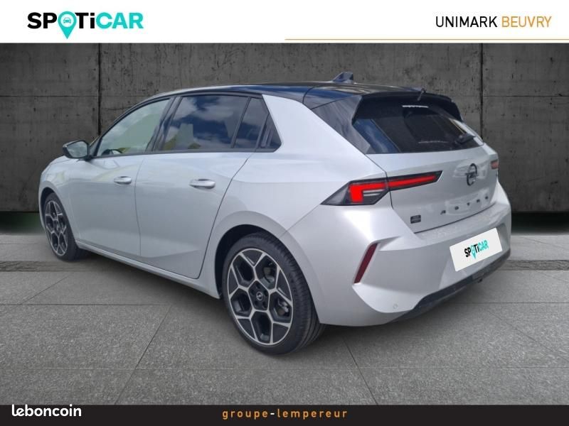 Opel Astra 1.2 Turbo Hybrid 145ch Ultimate e-DCT 6 (image 8)