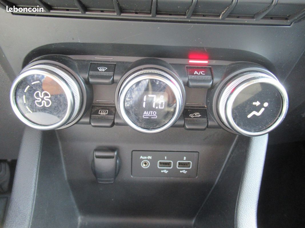 Renault CLIO V 1.0 65CV BUSINESS BUSINESS (image 22)
