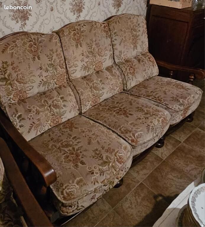 Canape vintage avec deux fauteuils (image 3)