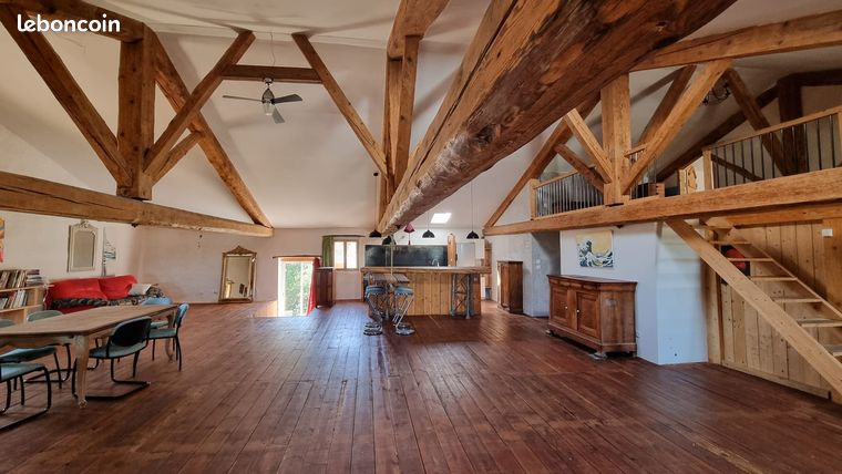Maison 5 pièces 200 m²