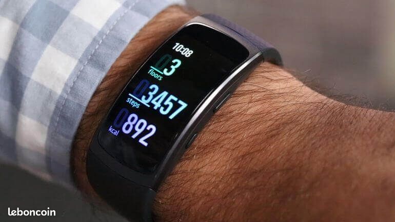 Samsung Gear fit 2 pro (image 1)