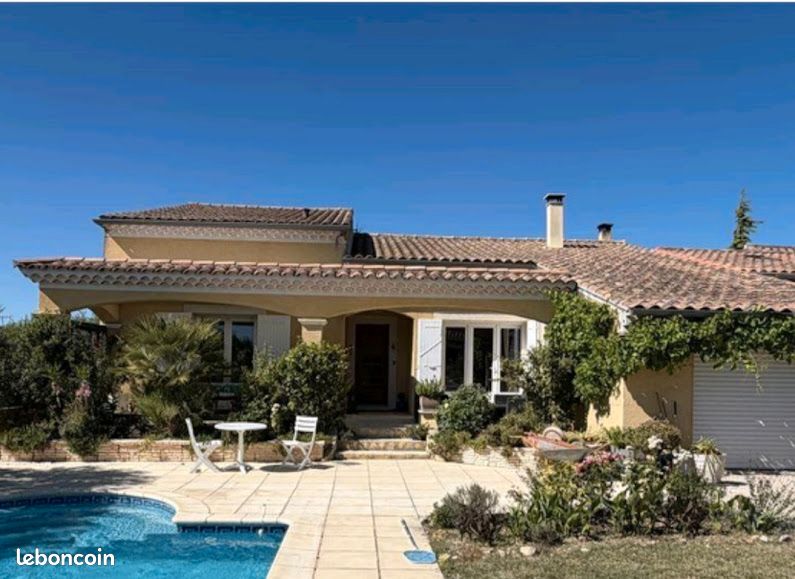 Maison 5 pièces 150 m² · à Caromb · 150 m² · 470 000 €