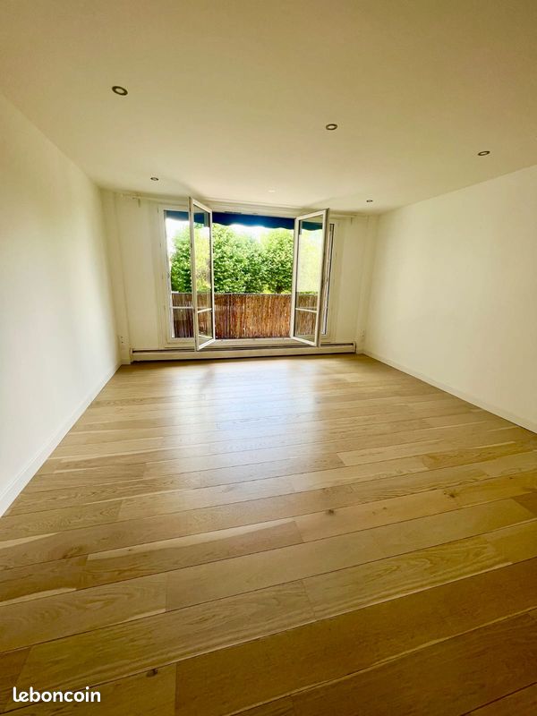 Appartement 3 pièces 61 m² · à Neauphle-le-Château · 61 m² · 230 000 €