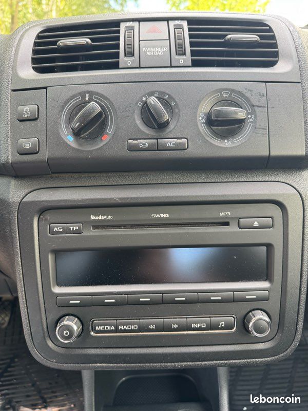 Skoda fabia combi 1.6 tdi 105 – entretien complet – prête à prendre la route (image 5)