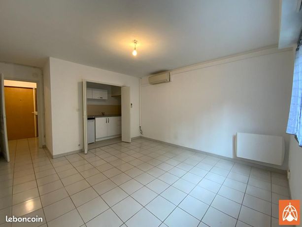 Studio 1 pièce 26 m²