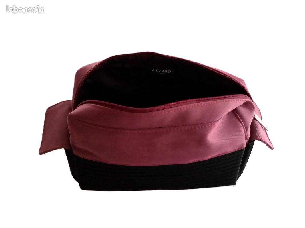 Trousse De Toilette/make-up Azzaro Neuve - Dimensions 22x16 Cm, Polyester/PVC, Fermeture éclair