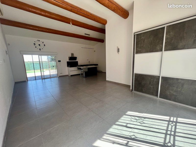 Maison 4 pièce(s) 130 m²à louer Istres