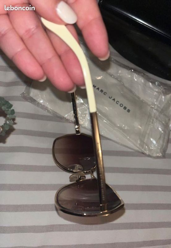 Lunettes de soleil (image 3)