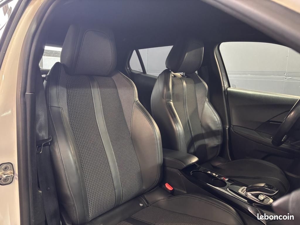 PEUGEOT 2008 GT II - 1.5 DIESEL - 130CH - BV EAT8 - Garantie 12 Mois (image 10)