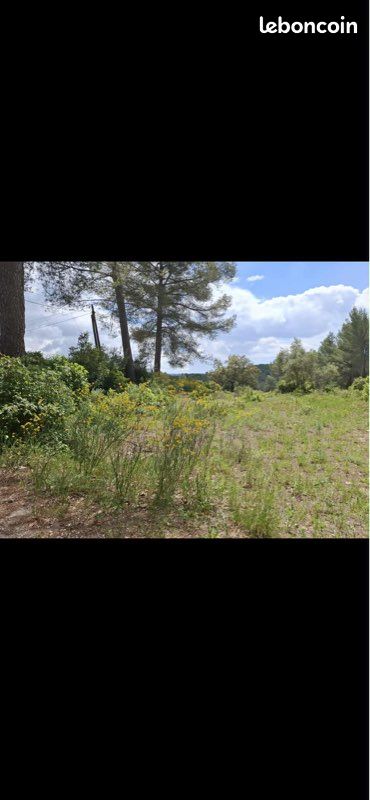 Terrain anciennement constructible · à Le Beausset · 50 000 €