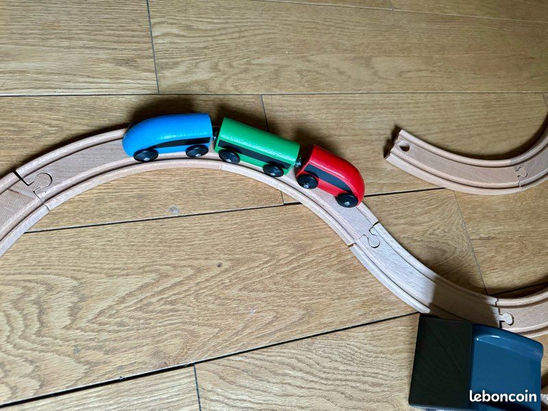 IKEA / circuit petit train (image 2)
