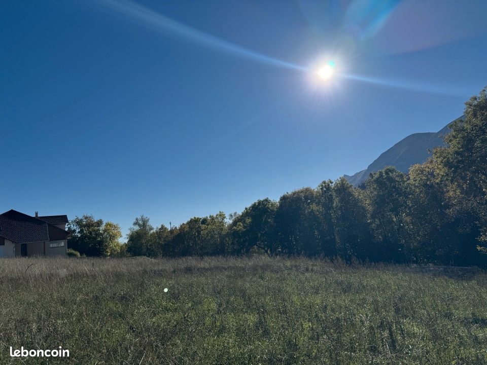 Terrain 907 m² · à Gap · 114 600 €