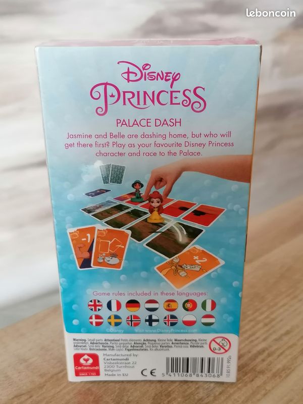 Jeu la course au château avec les figurines de Belle et Jasmine (image 3)