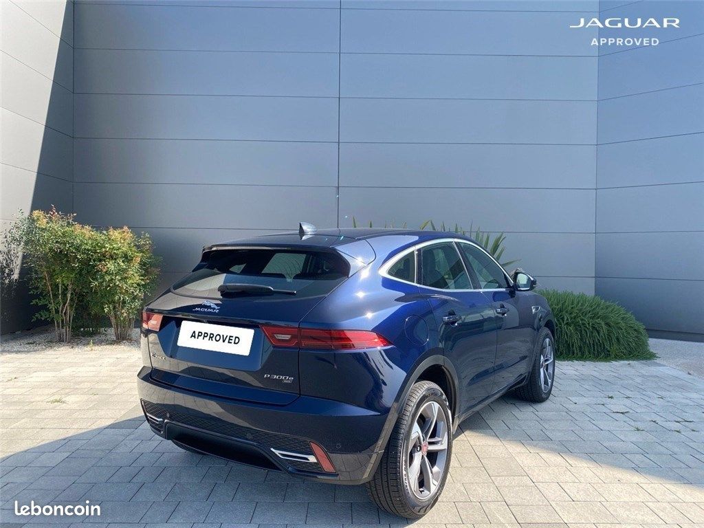 Jaguar E-PACE P-300E CH PHEV AWD BVA R-Dynamic SE (image 10)