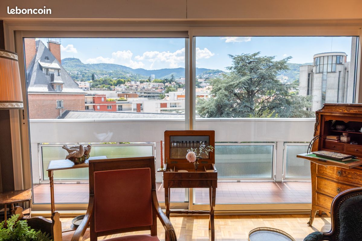 Appartement 5 pièces 131 m² · à Clermont-Ferrand · 131 m² · 400 000 €