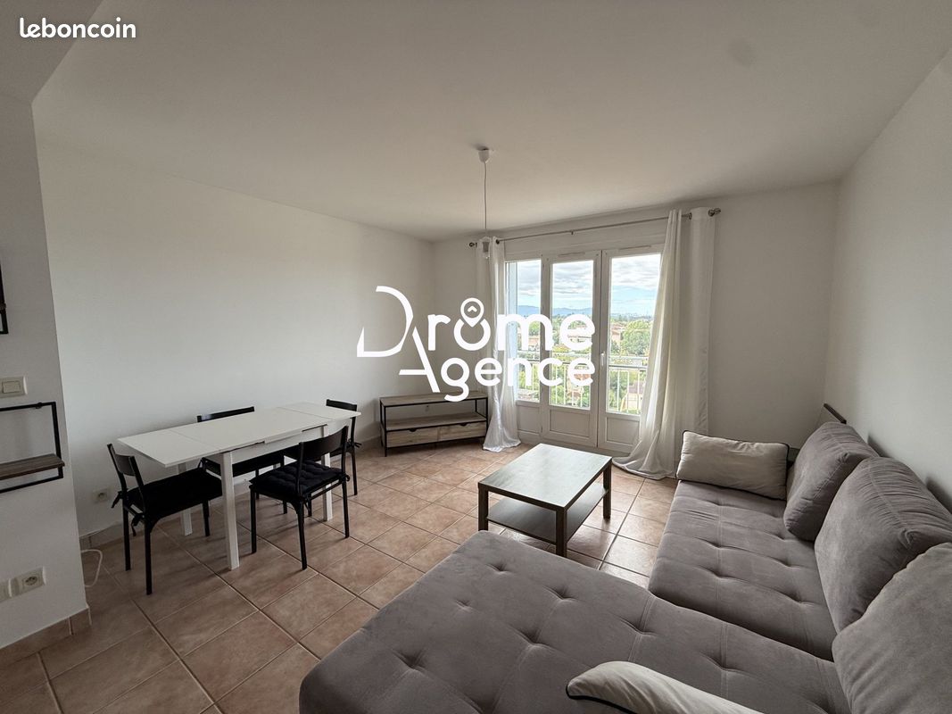 Appartement 3 pièces 57 m² · à Romans-sur-Isère · 57 m² · 580 €