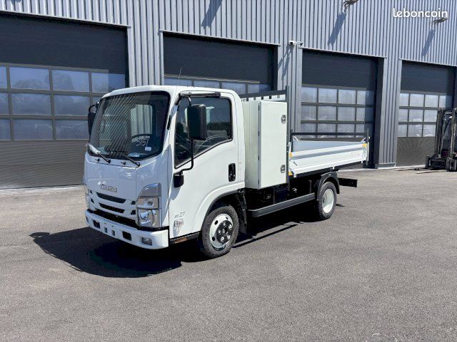 ISUZU M27 150ch BENNE COFFRE (image 1)