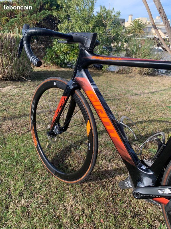 Giant Propel Advanced Pro disc ML Carbon (image 4)