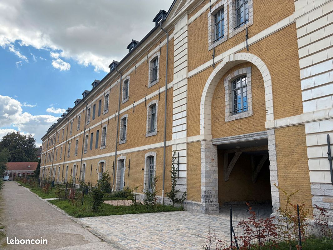 Appartement 1 pièce 38 m² · à Douai · 38 m² · 460 €/mois