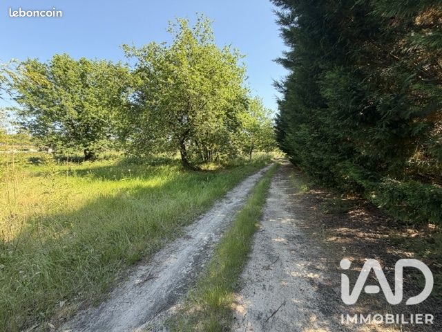 Terrain 32513 m² · à Gujan-Mestras · 32 513 m² · 380 000 €