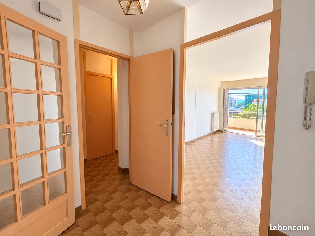 Appartement 3 pièces 65 m² · à Perpignan · 65 m² · 122 000 €