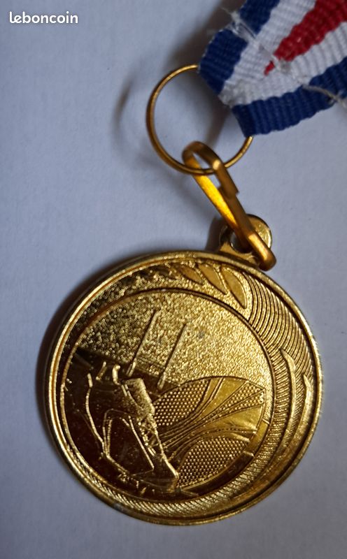 Médaille Sportive Football - Hommage Du S.A.R Par Bouillot - Bronze Doré - France