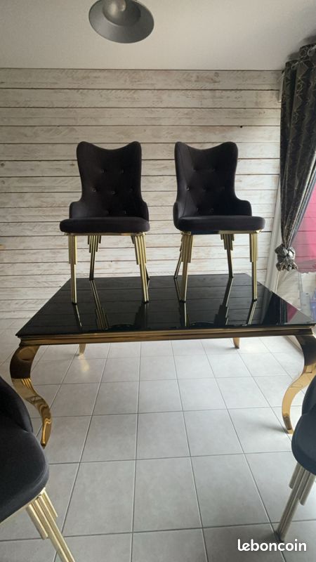 Table a manger (image 1)