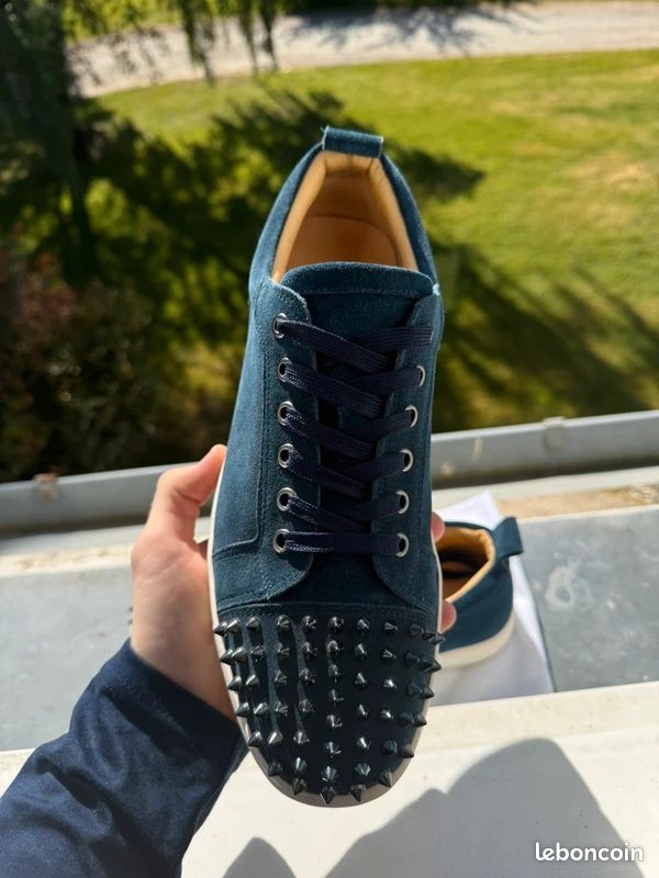 louis vuitton red bottoms mens dress shoes Classic Bottom Shoes Leather Loafers Red Bottom Dress Shoes With Spikes the Asclepius Sling is the ideal day Men's Christian Louboutin Designer Dress