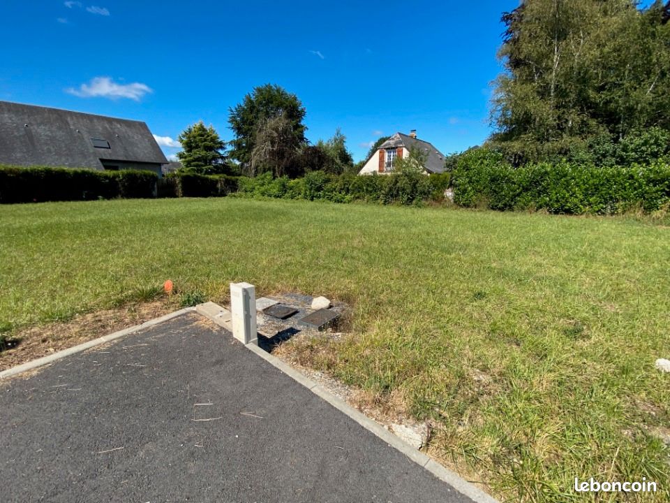 Terrain 730 m² · à Odos · 87 600 €