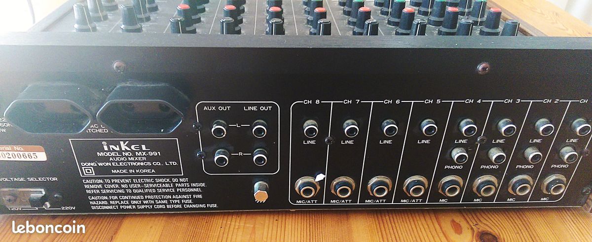 DX 2000 USB : Table de Mixage Behringer DX 2000